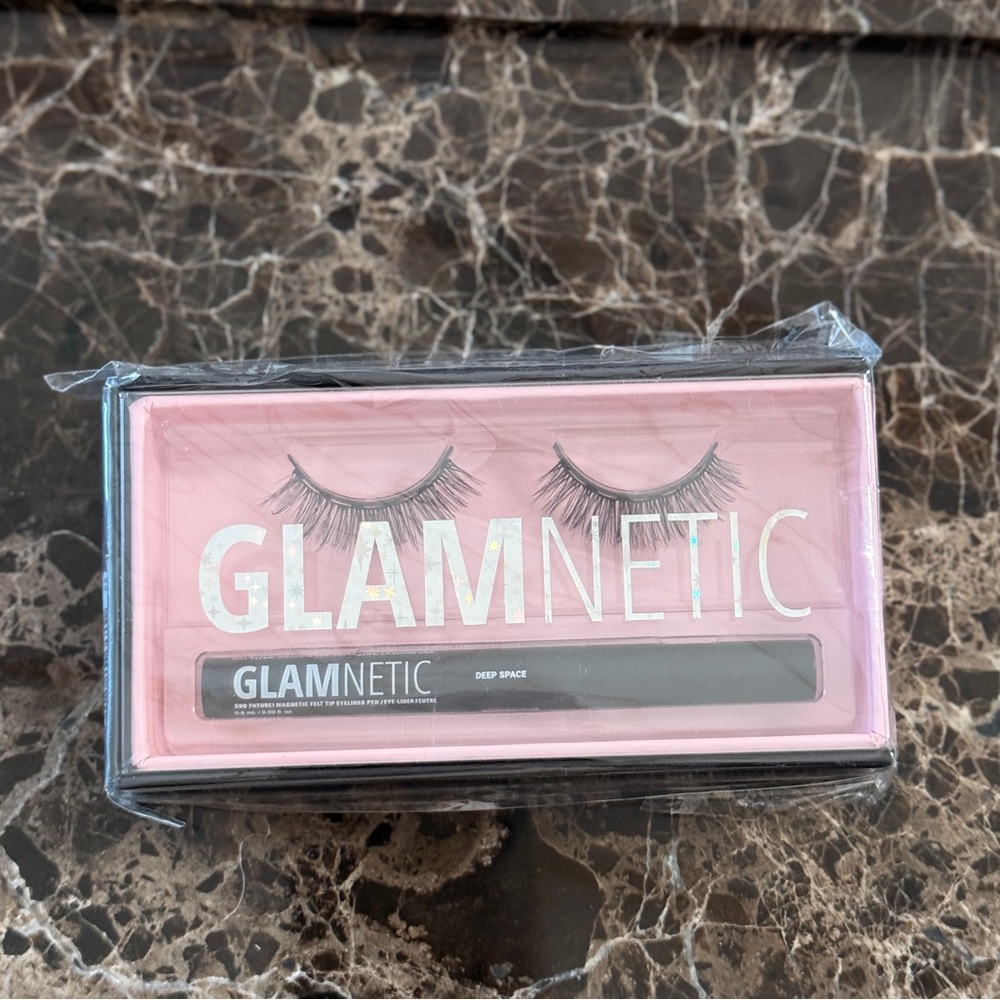 Glamnetic Magnetic Eyelashes and Liner Set in Virgo
